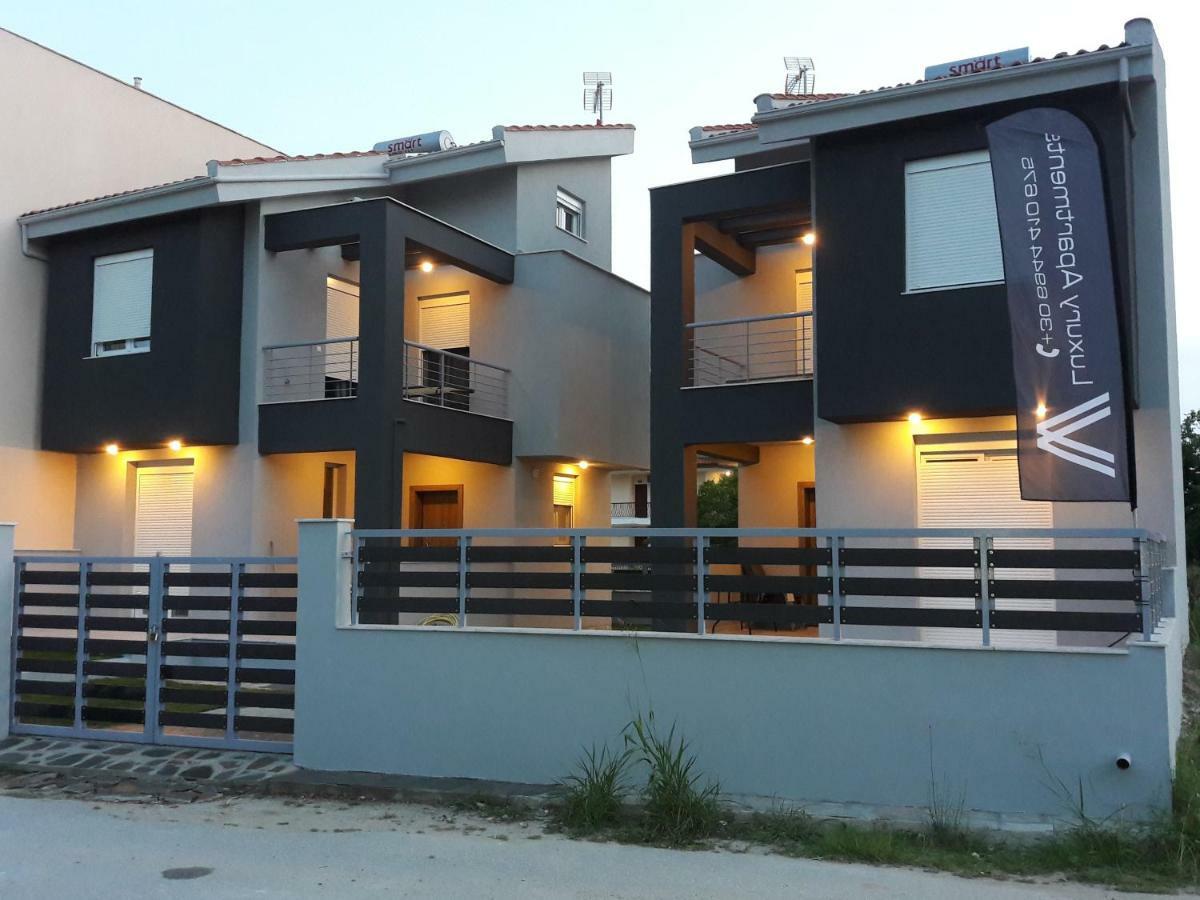 V Luxury Apartments Siviri Exterior foto
